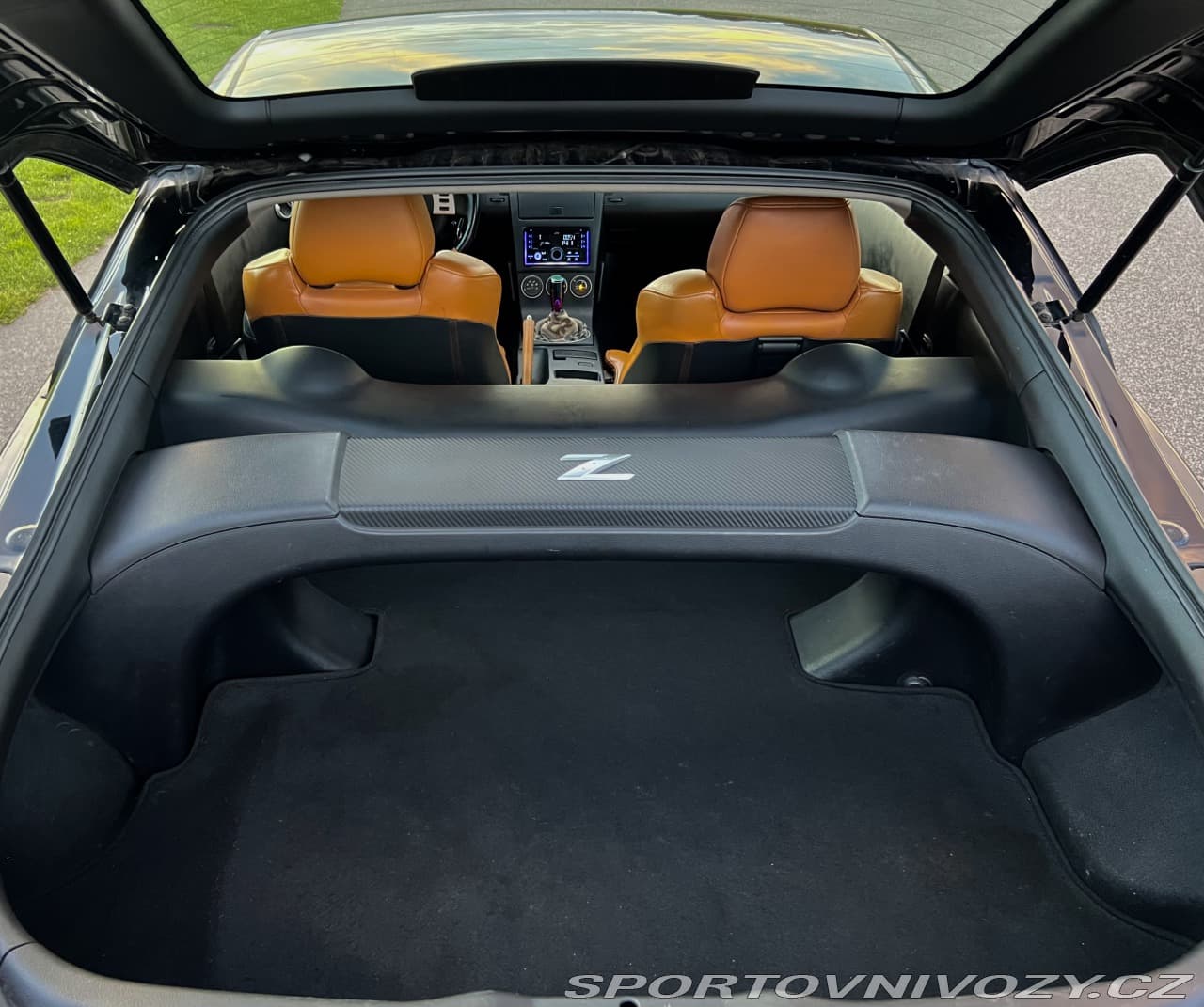 Nissan 350Z - 11