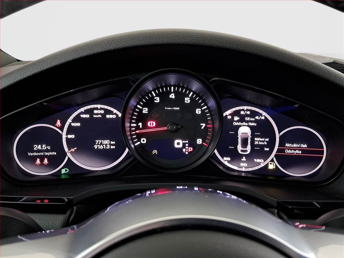 2023 Porsche CAYENNE - 11