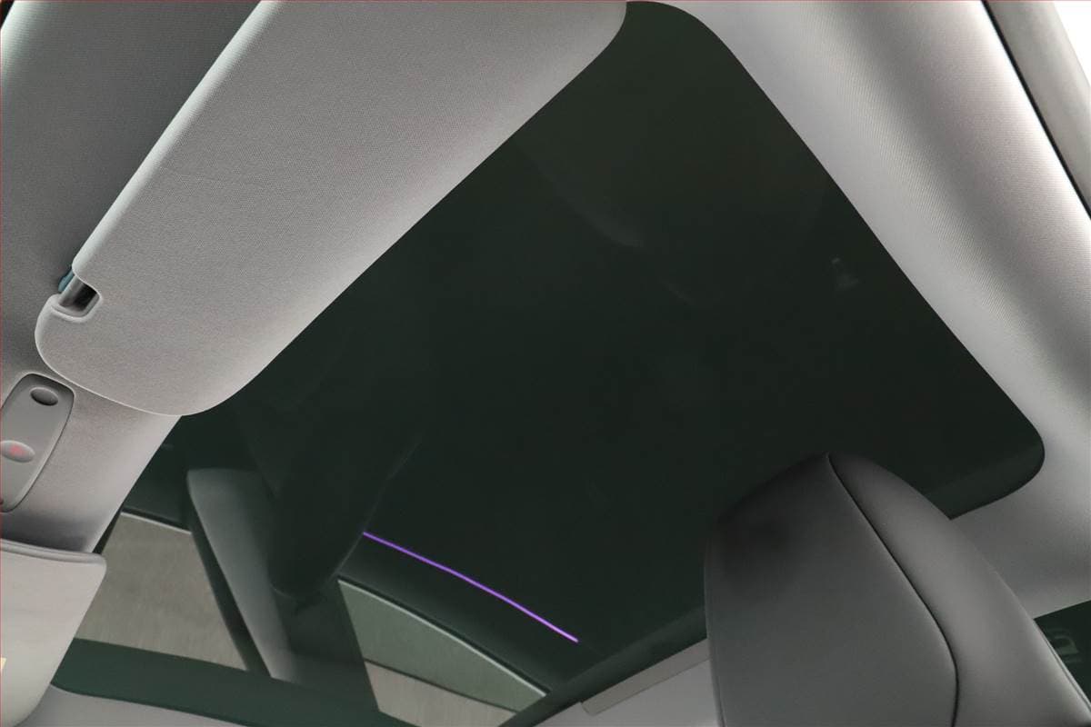 2023 Tesla MODEL 3 - 13
