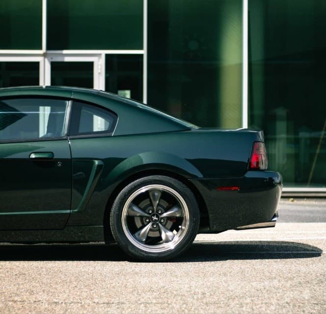 2001 Ford MUSTANG - 6