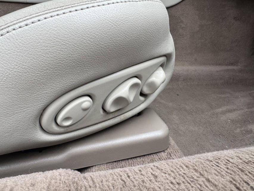 1999 Jaguar XK - 20
