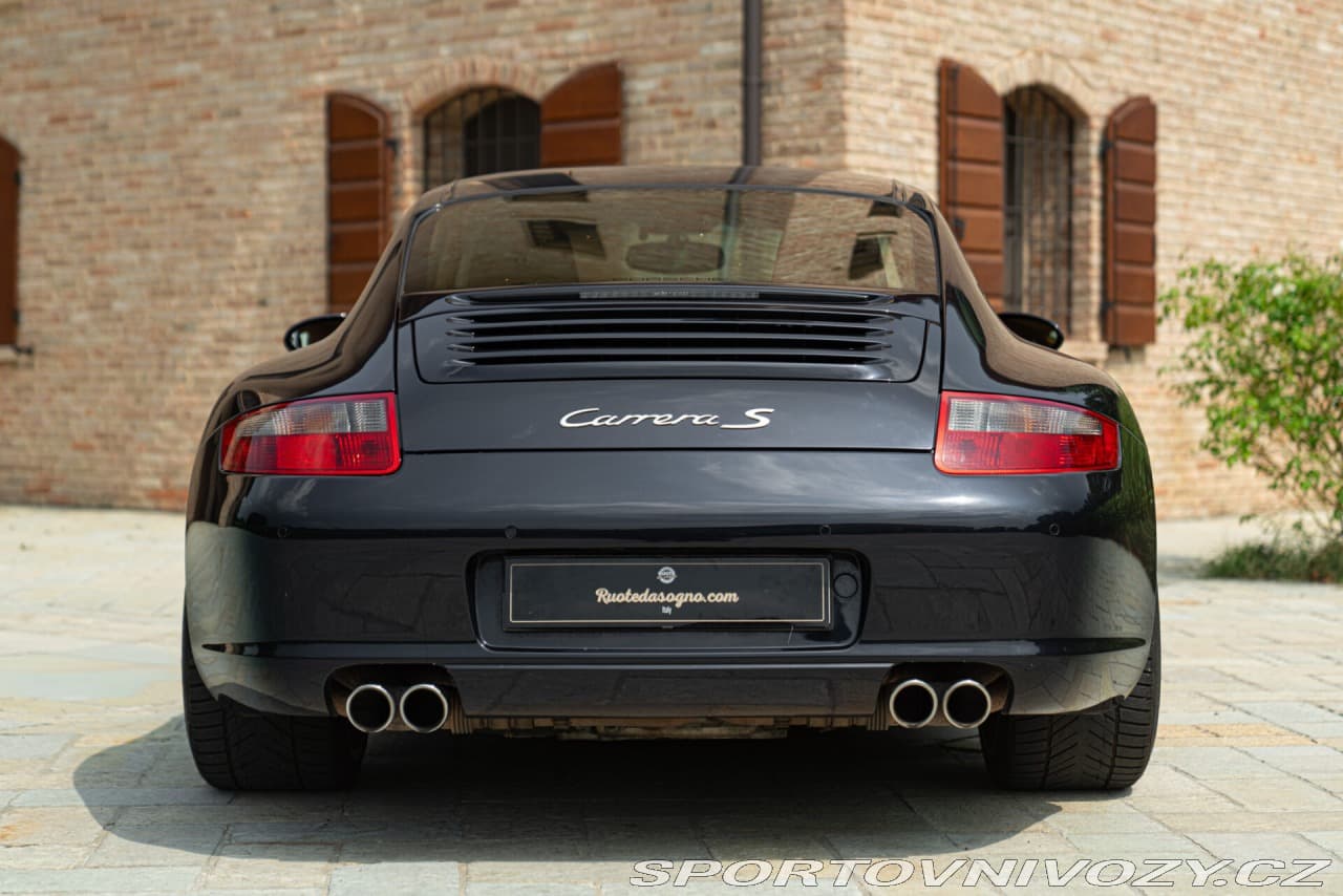 2006 Porsche 911 - 8