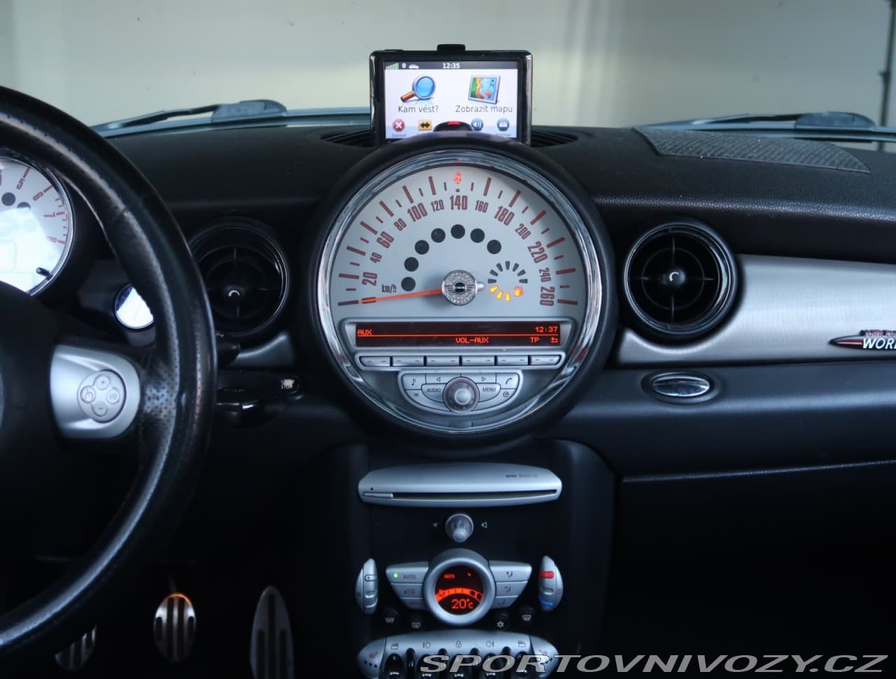 2010 Mini CLUBMAN - 12