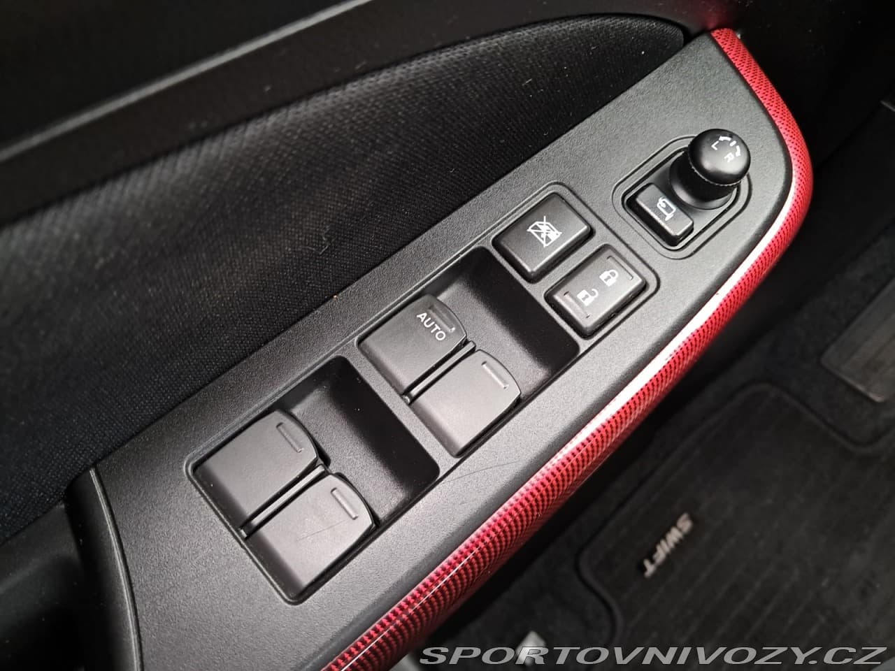 2022 Suzuki SWIFT - 16