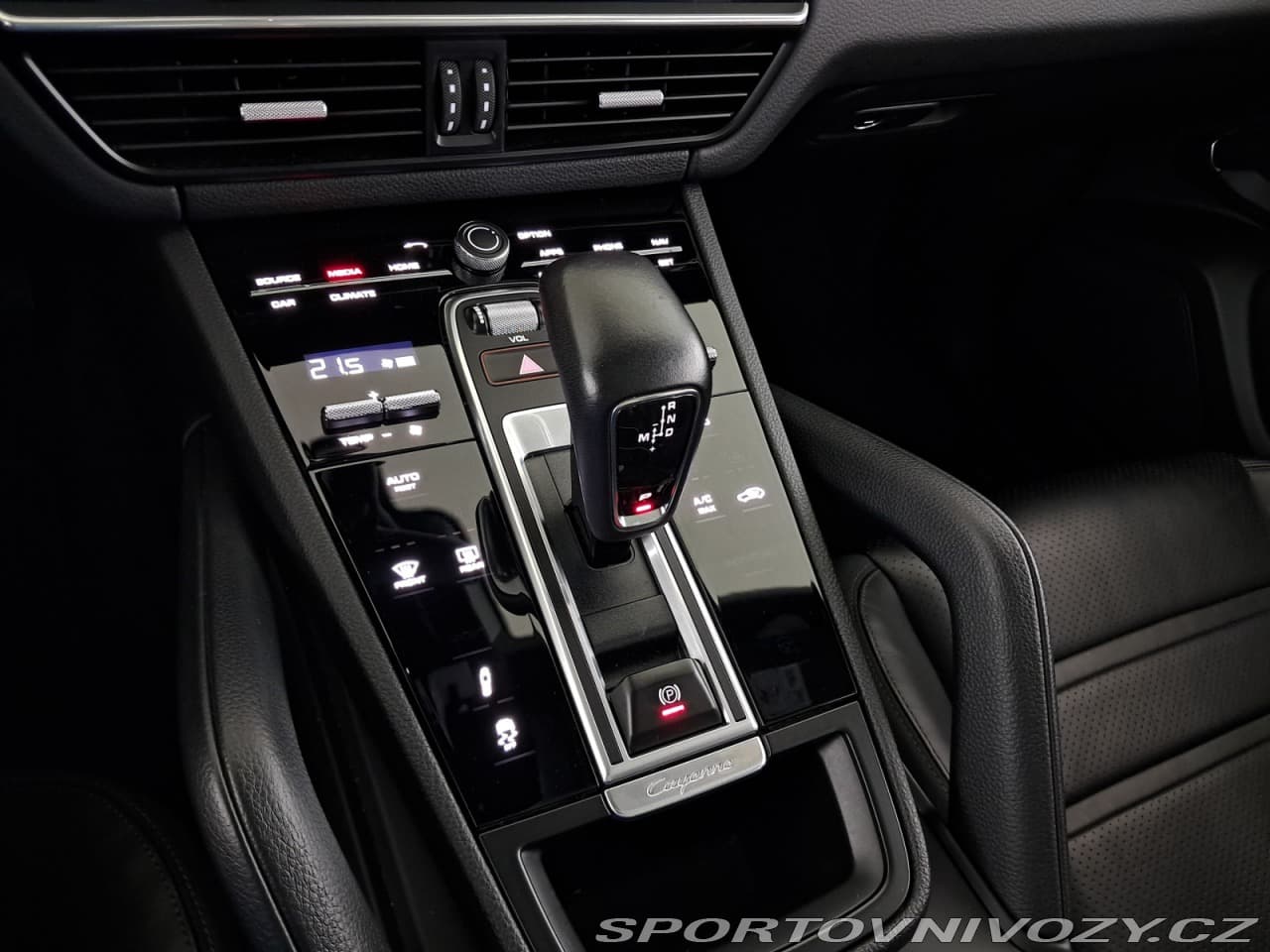 2023 Porsche CAYENNE - 13