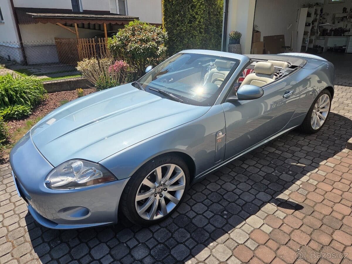 Jaguar XK - 3