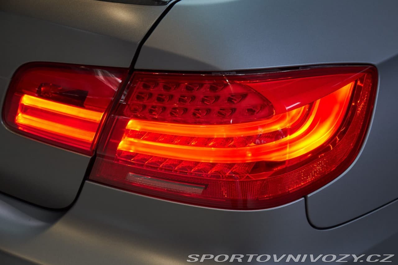 2010 BMW M3 - 16