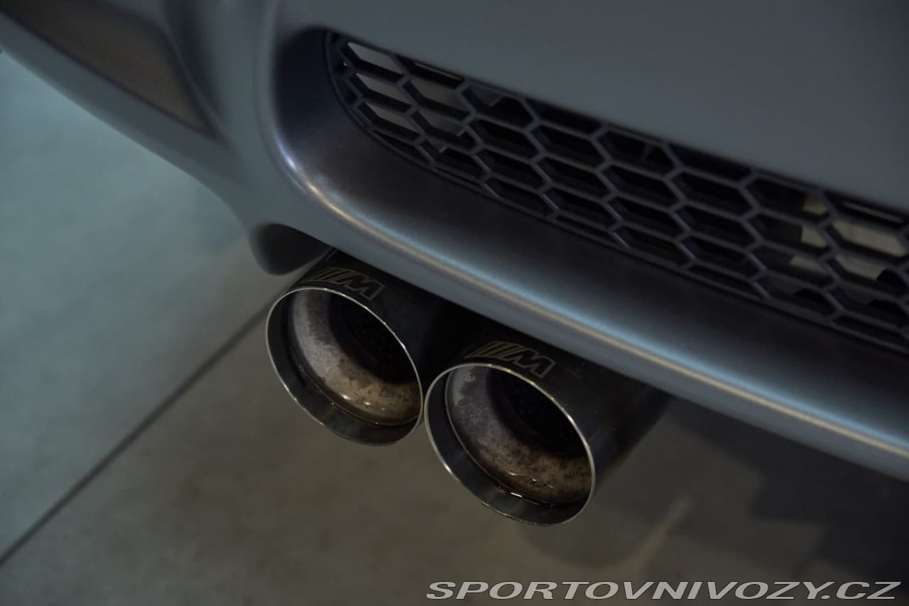2010 BMW M3 - 18