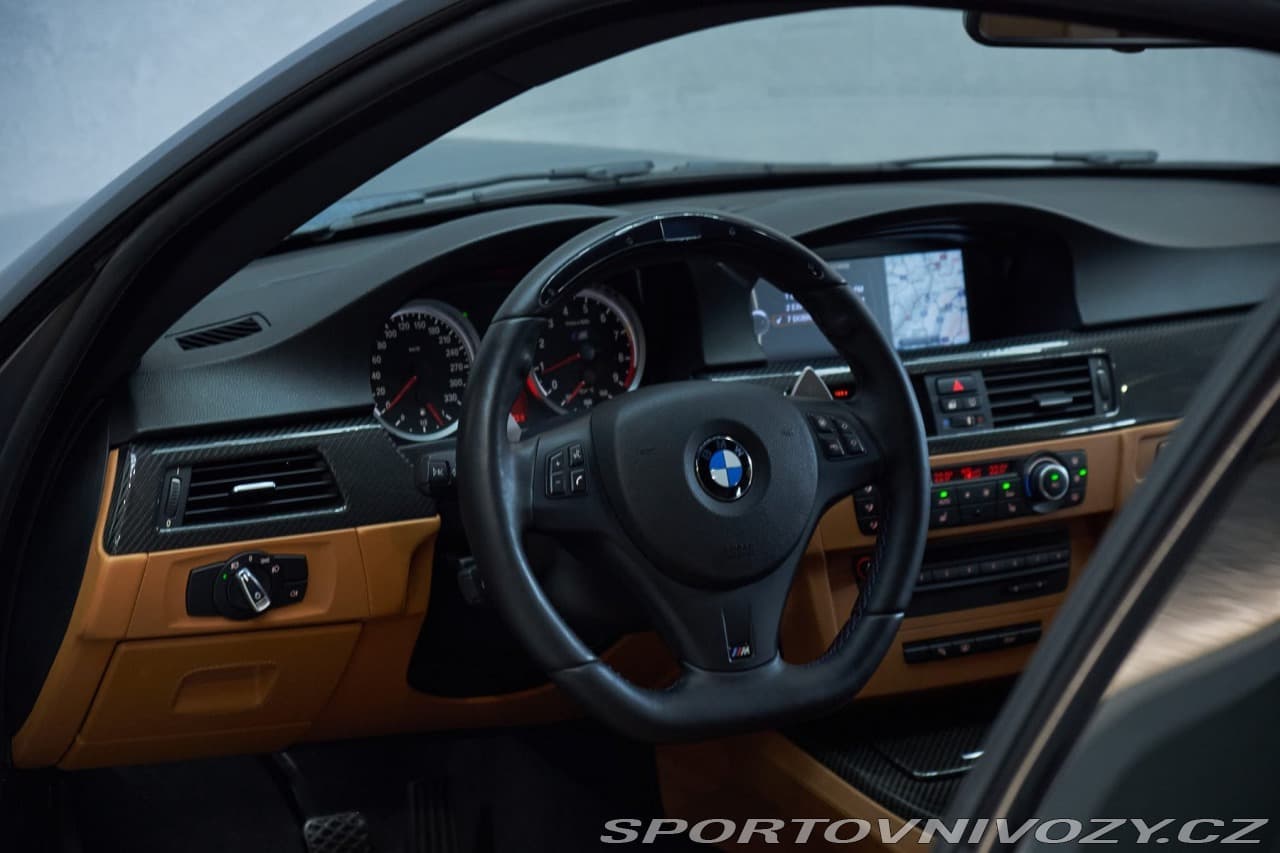 2010 BMW M3 - 20