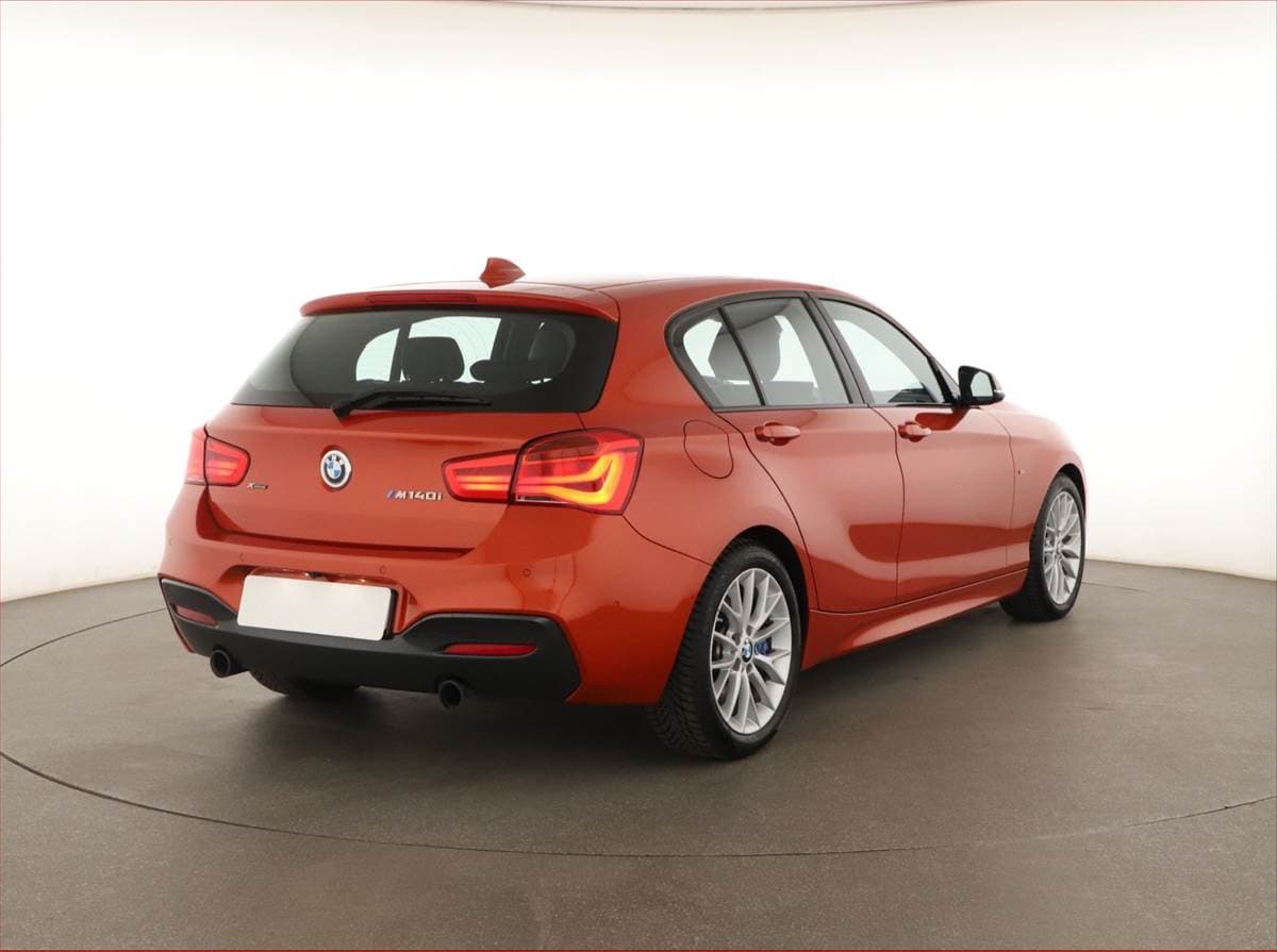 2016 BMW 1-SERIES - 5