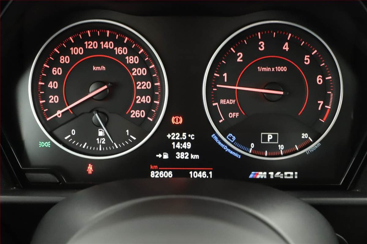 2016 BMW 1-SERIES - 8