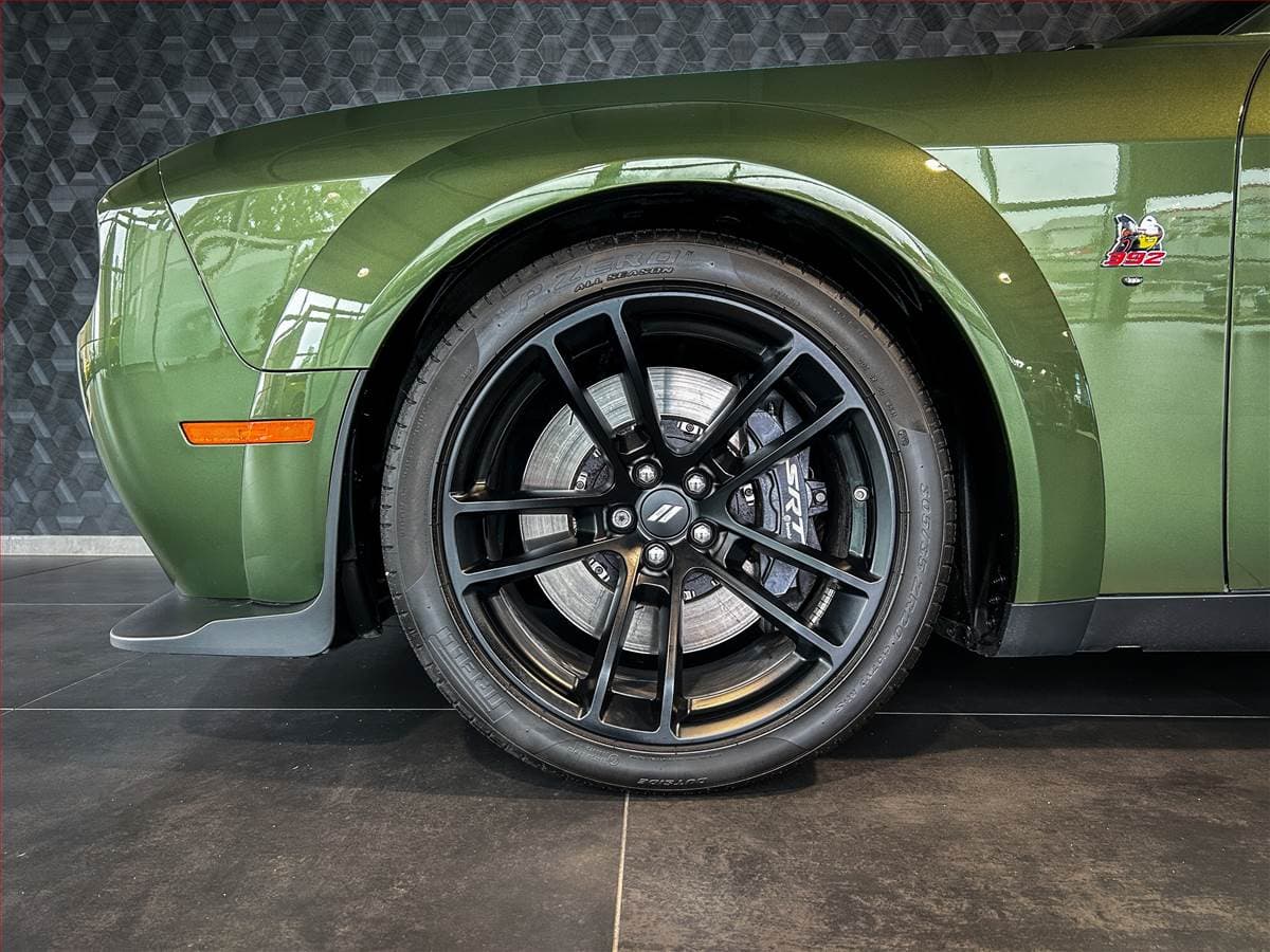 2024 Dodge CHALLENGER - 11