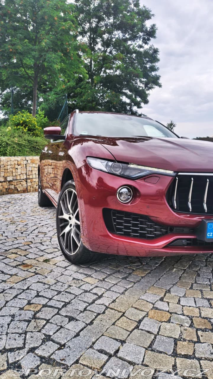 2017 Maserati LEVANTE - 17