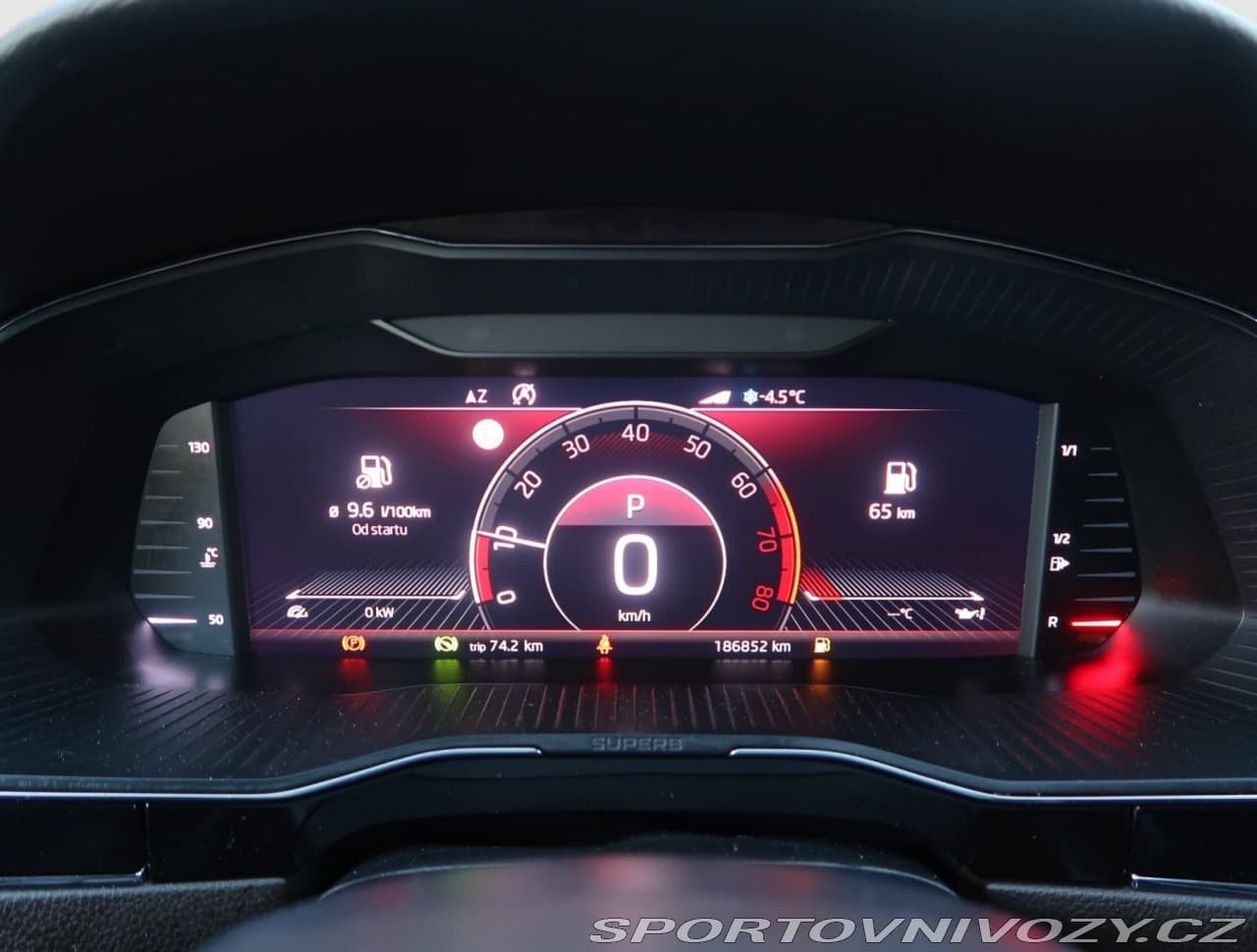 2019 Škoda SUPERB - 11