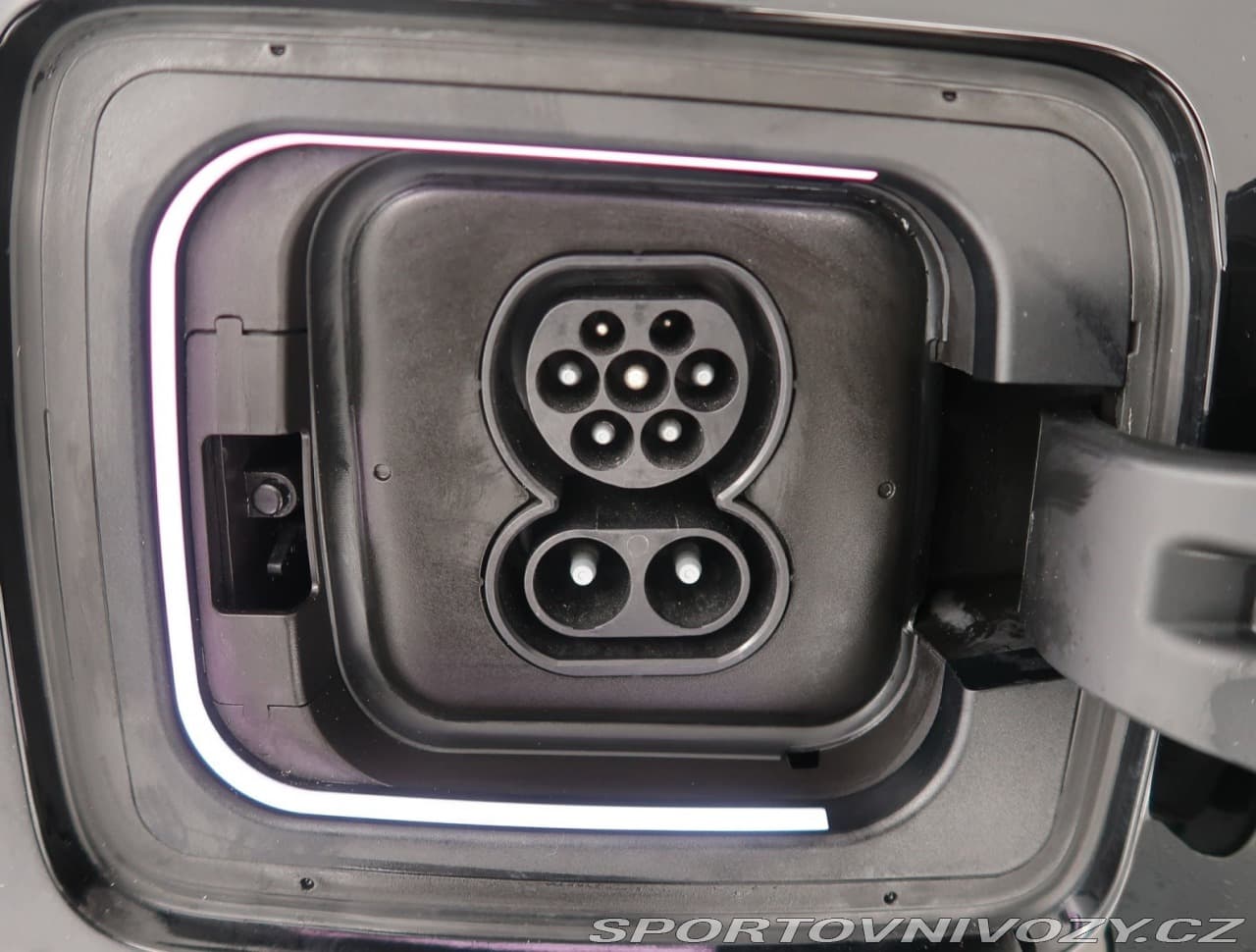2020 BMW i3 - 19