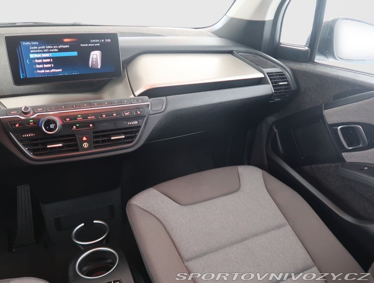 2020 BMW i3 - 8