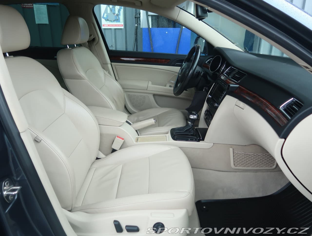 2008 Škoda SUPERB - 9