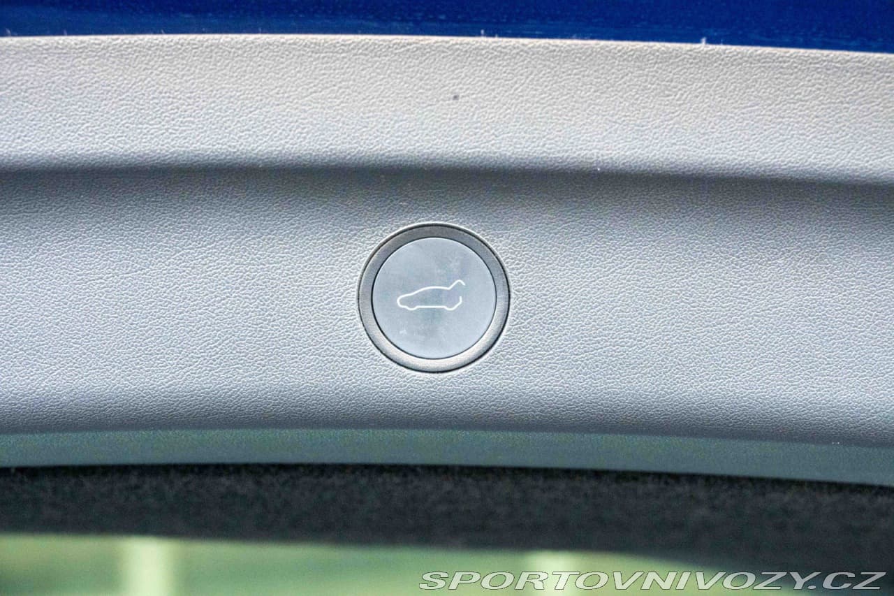 2023 Tesla MODEL Y - 17