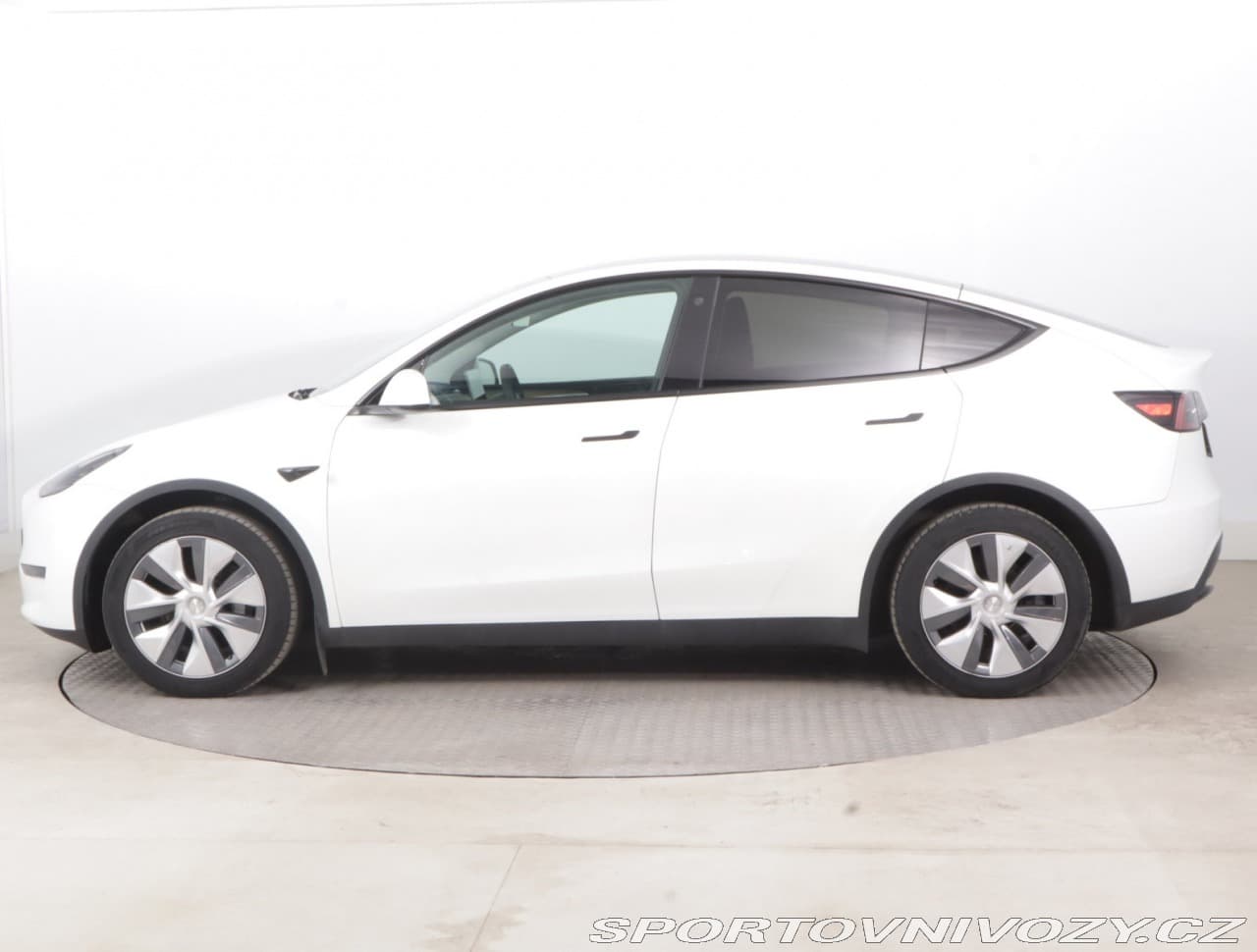 2023 Tesla MODEL Y - 3