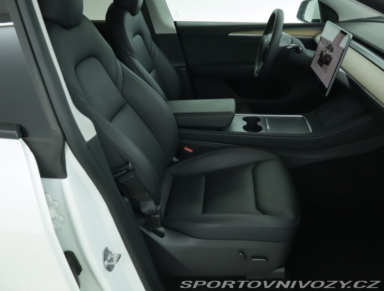 2023 Tesla MODEL Y - 9