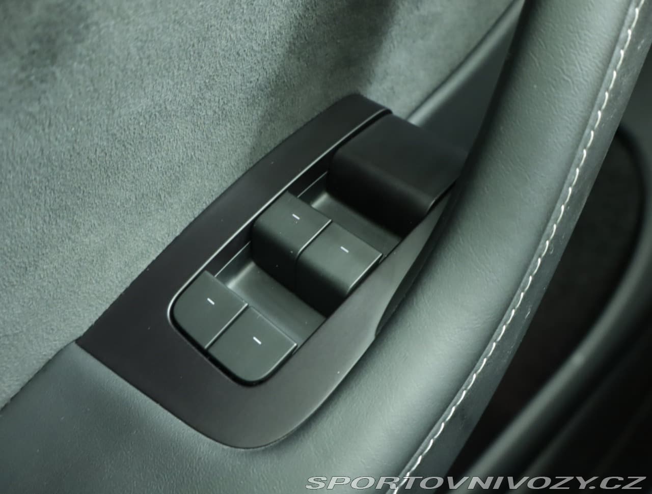 2023 Tesla MODEL Y - 17