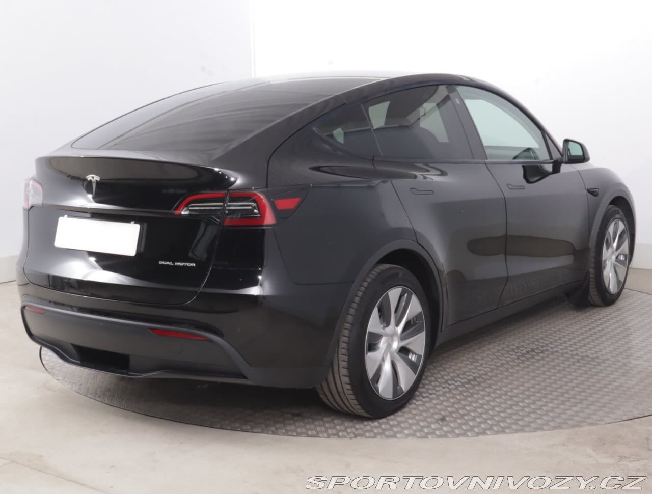 2023 Tesla MODEL Y - 5