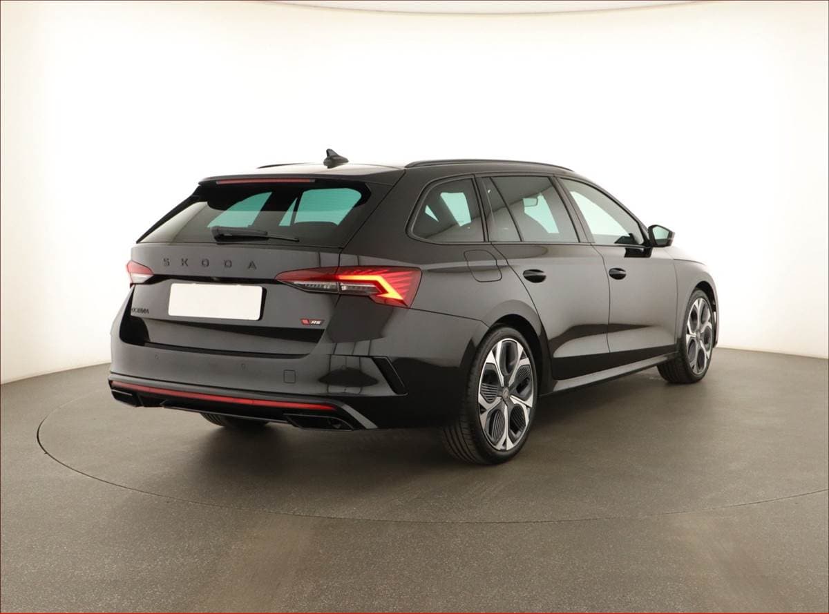 2025 Škoda OCTAVIA - 5