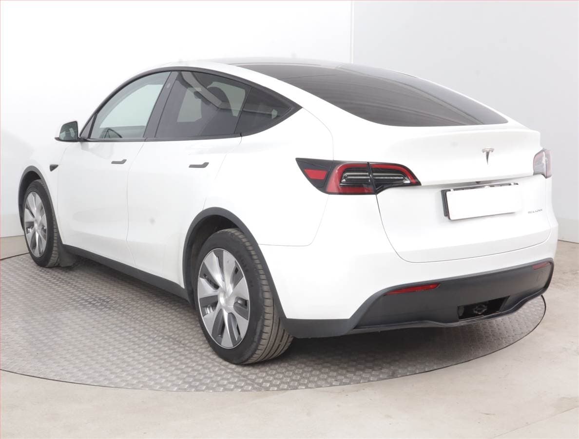 2023 Tesla MODEL Y - 4