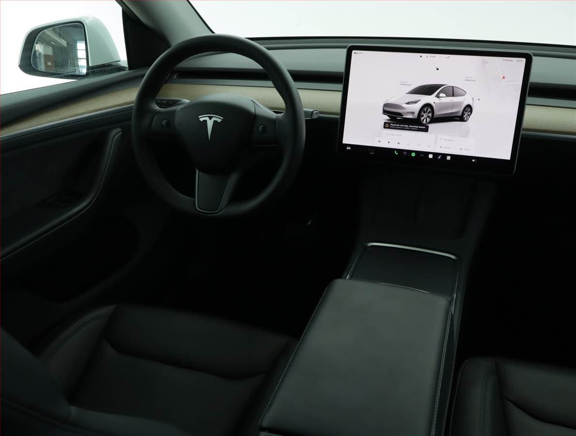 2023 Tesla MODEL Y - 7