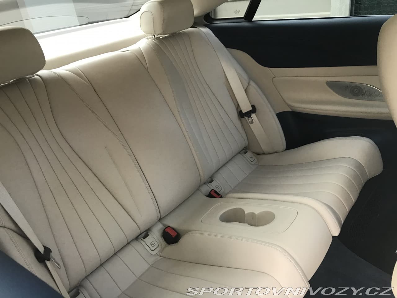 2017 Mercedes-Benz E-CLASS - 12