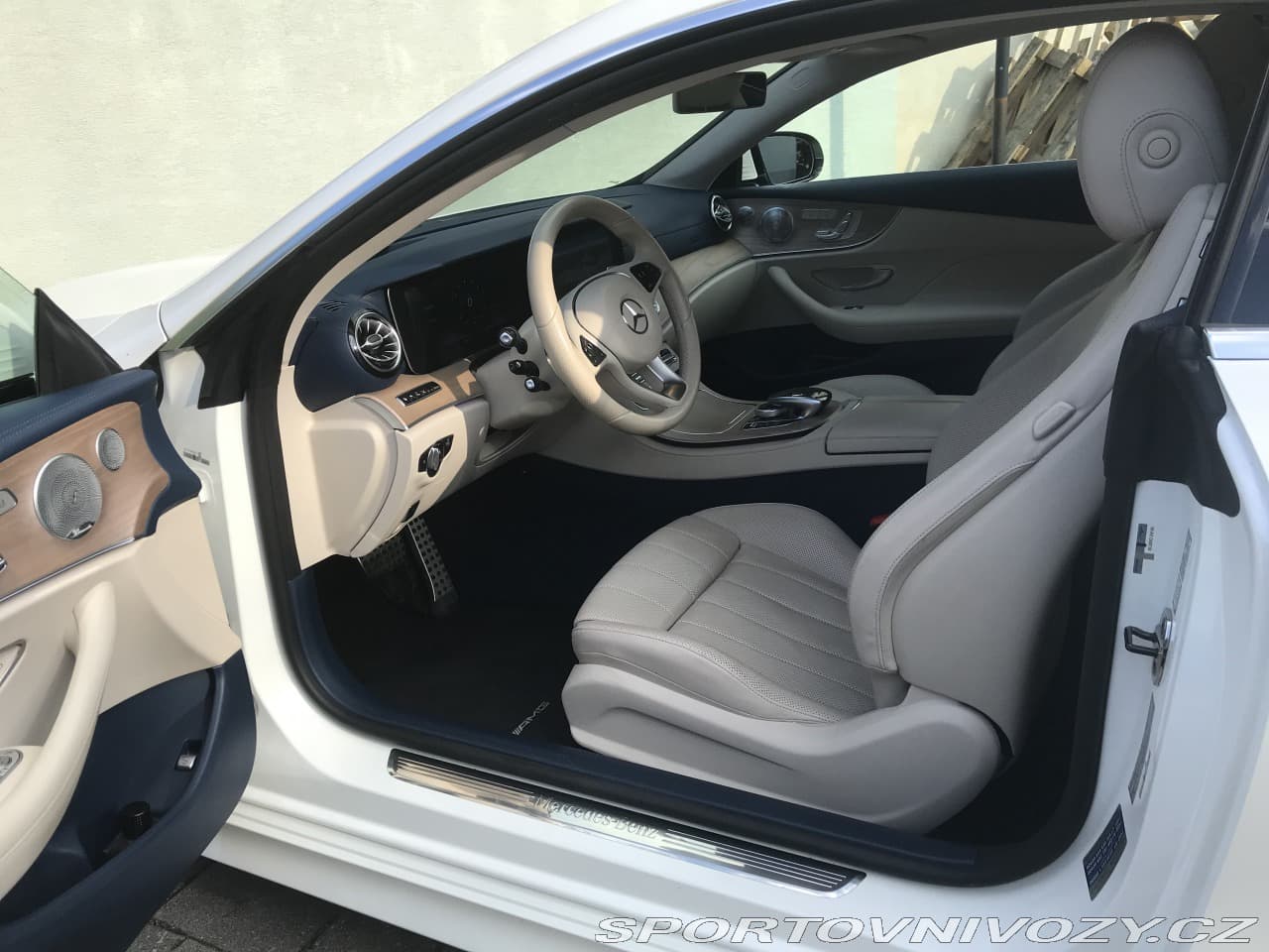 2017 Mercedes-Benz E-CLASS - 8
