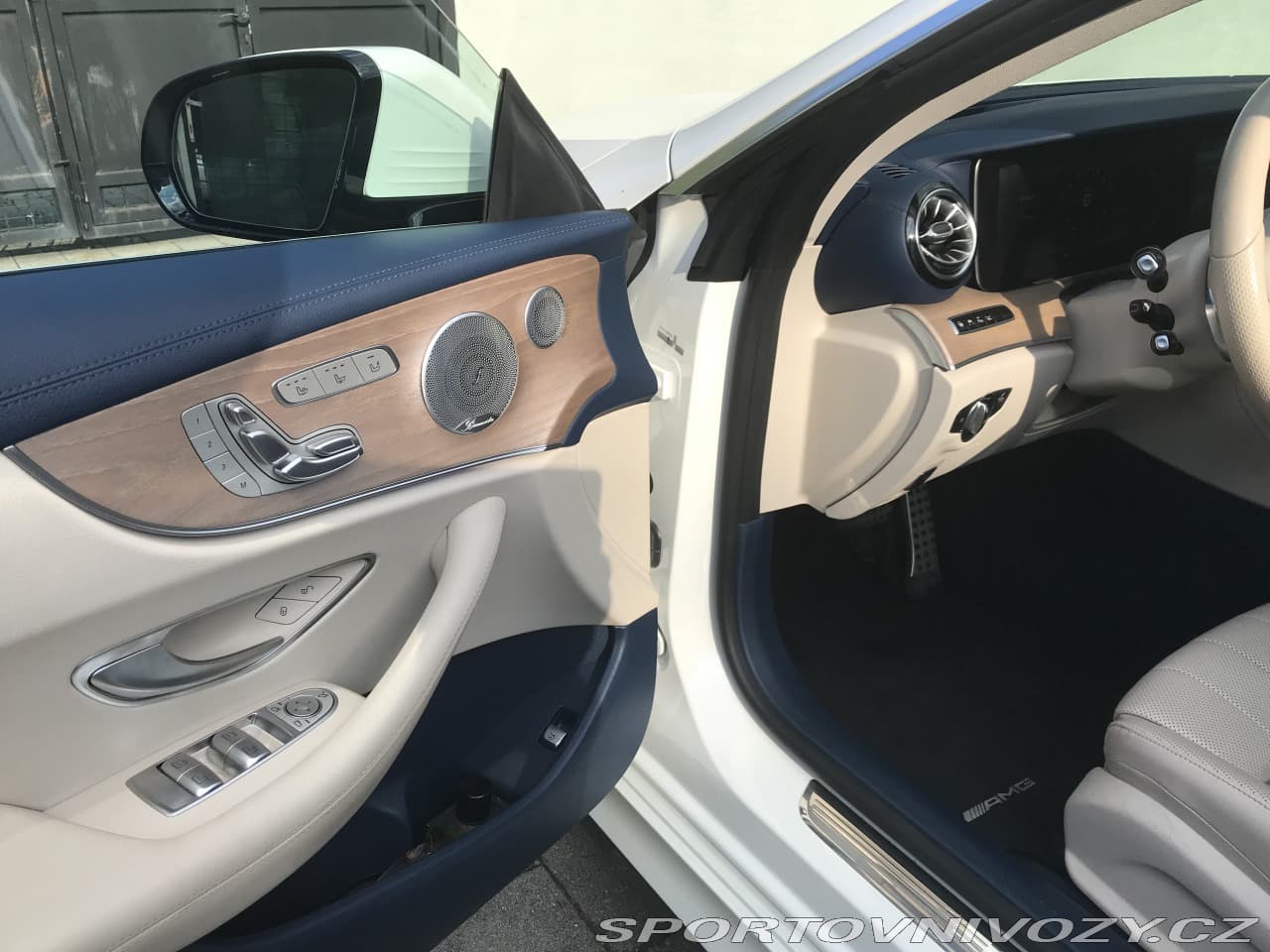 2017 Mercedes-Benz E-CLASS - 9