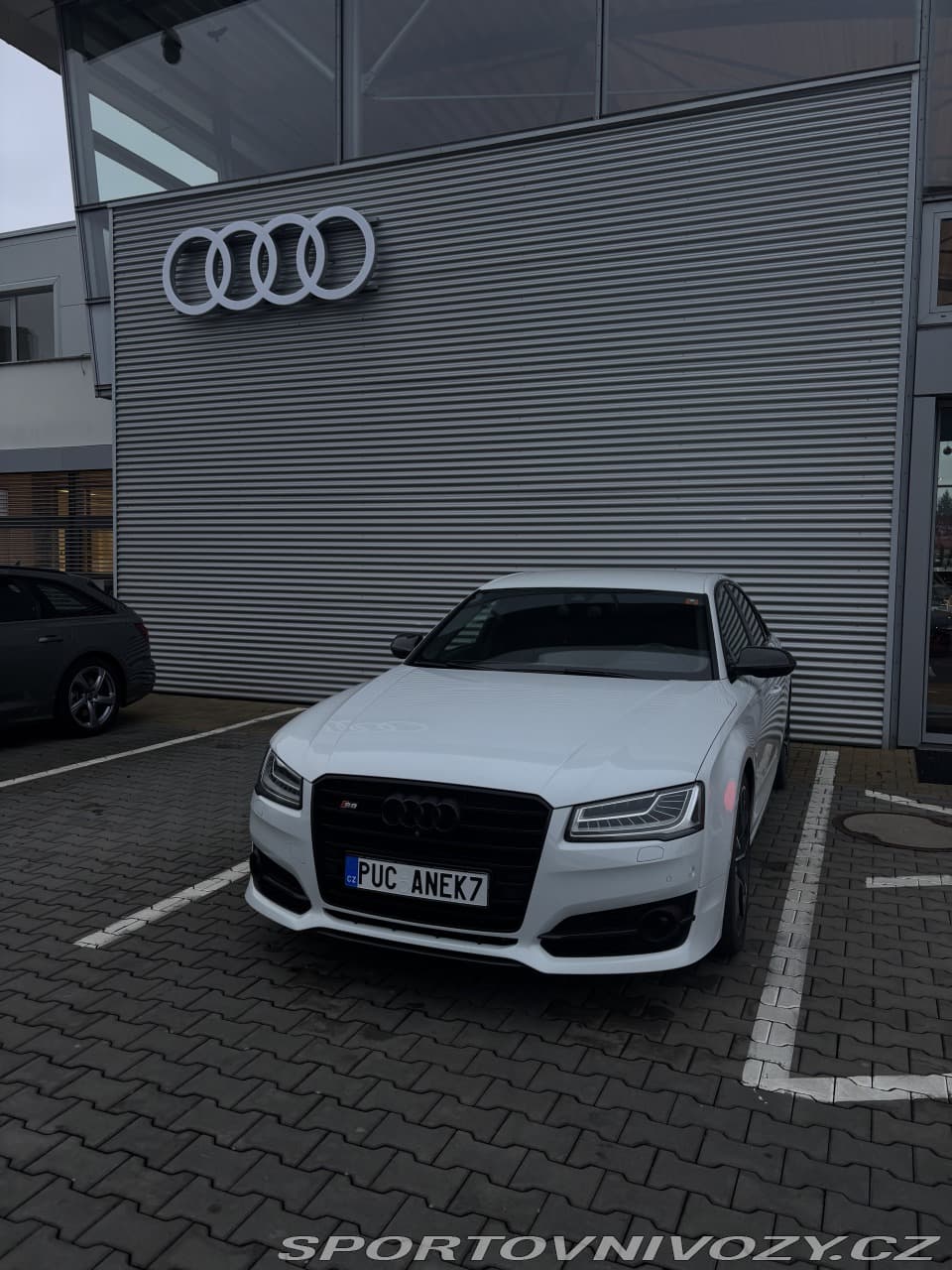 2017 Audi S8 - 5