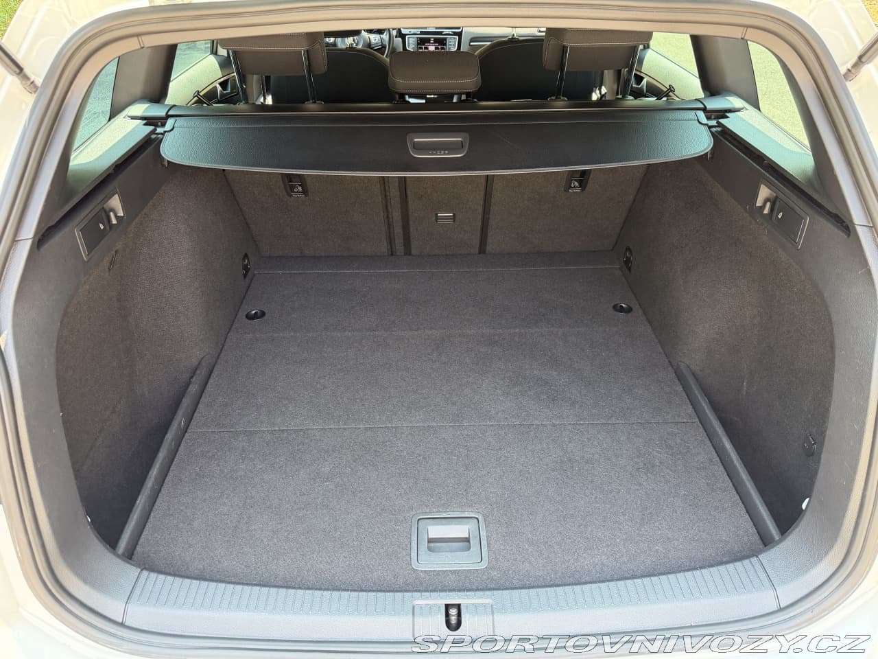 2016 Volkswagen GOLF - 19