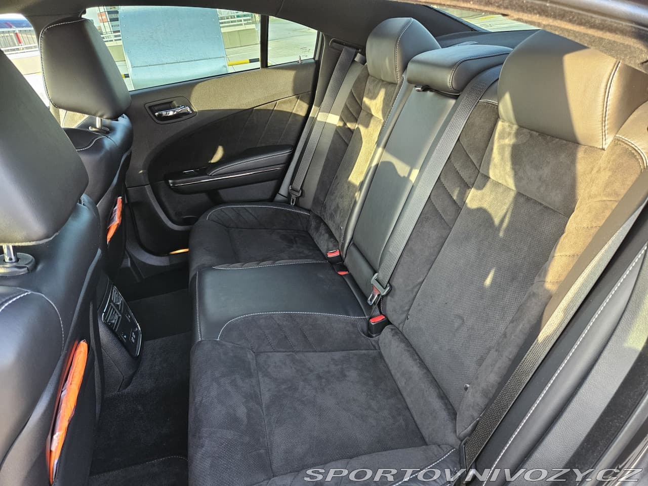 2016 Dodge CHARGER - 10
