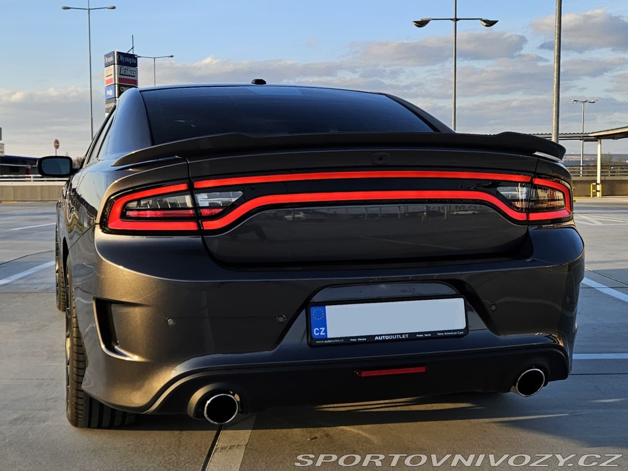 2016 Dodge CHARGER - 4