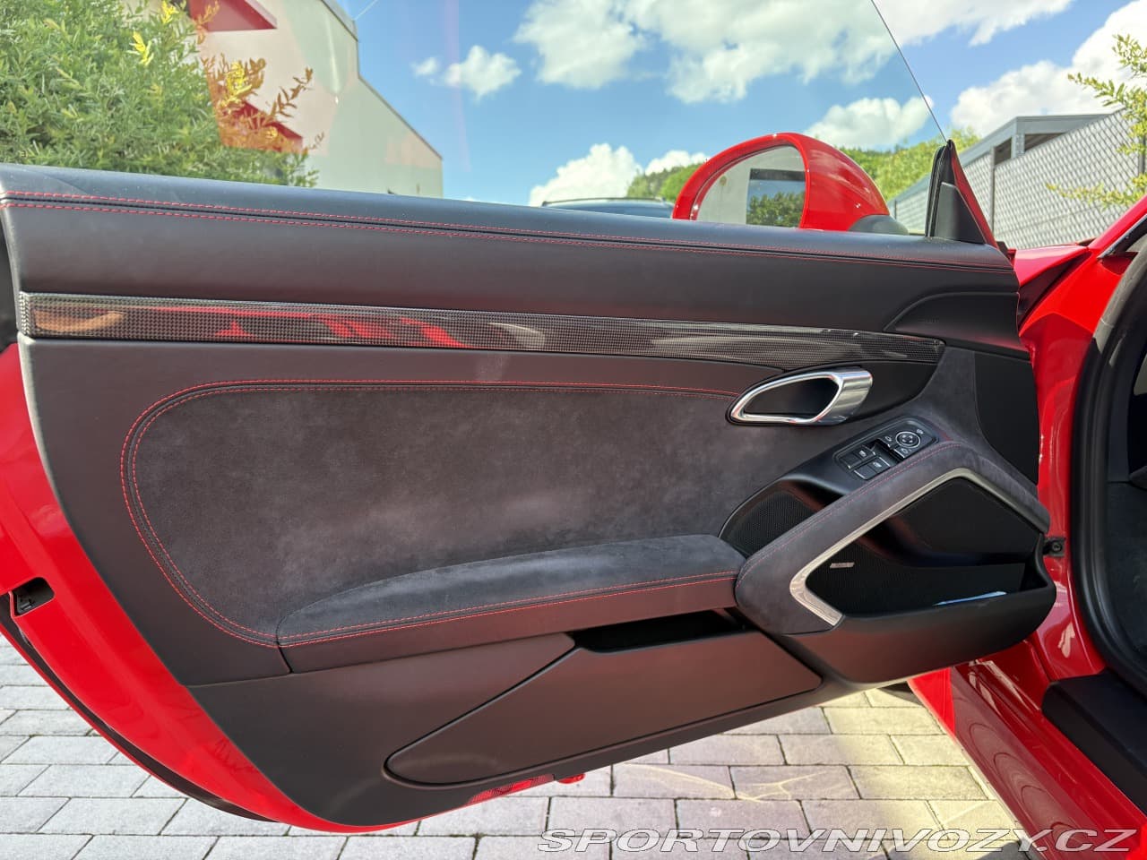 2016 Porsche CAYMAN - 12