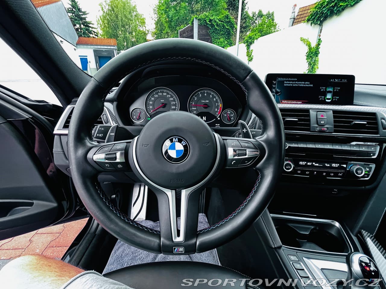 2017 BMW M3 - 5