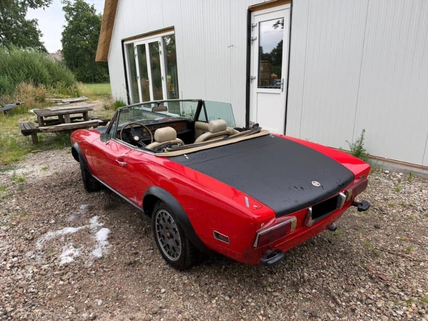 1976 Fiat 124 - 5