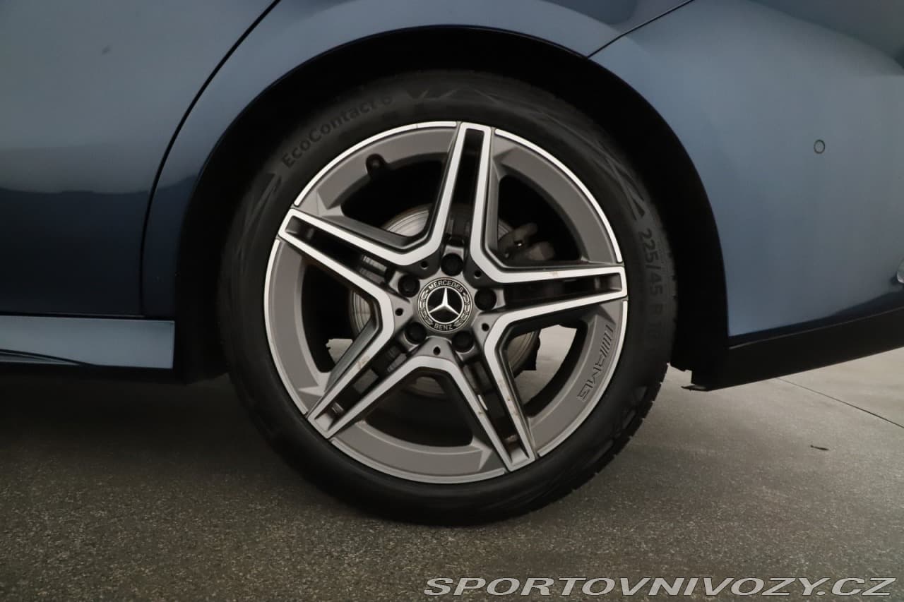 2020 Mercedes-Benz CLA - 20