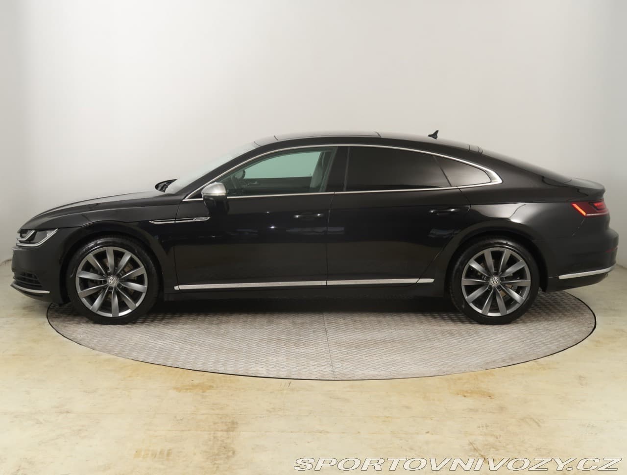 2017 Volkswagen ARTEON - 3