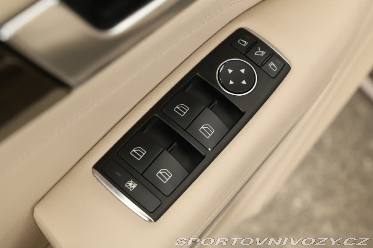 2013 Mercedes-Benz E-CLASS - 14