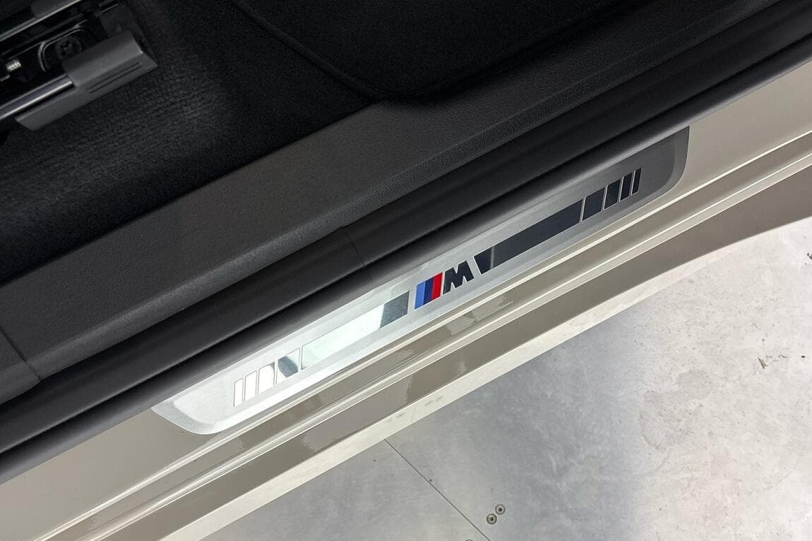 2026 BMW X3 - 16