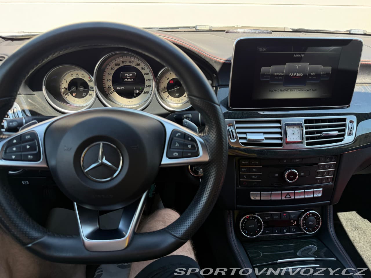 2015 Mercedes-Benz CLS - 11