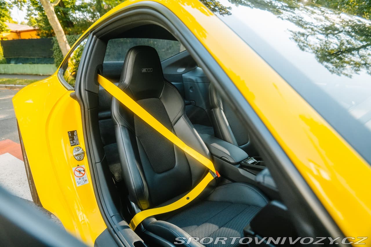 2023 Porsche 911 - 11