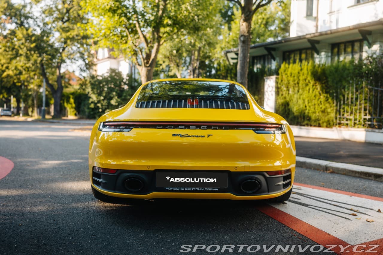 2023 Porsche 911 - 4