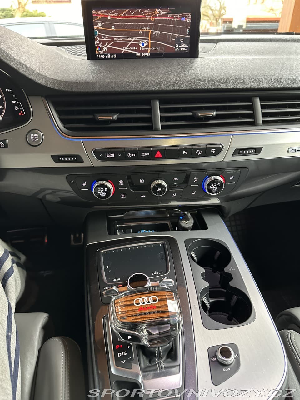 2016 Audi SQ7 - 10