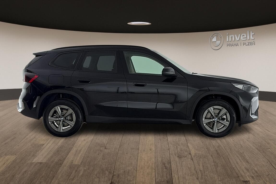 2025 BMW X1 - 2