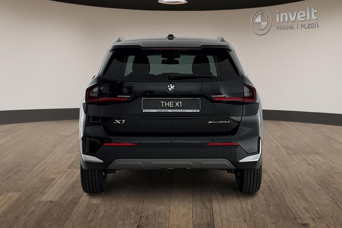 2025 BMW X1 - 4