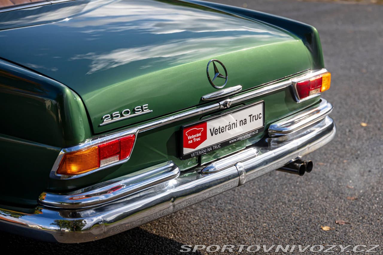 1967 Mercedes-Benz E-CLASS - 10